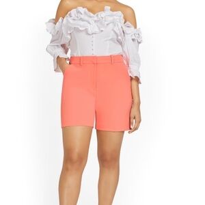 Coral Peach Women’s Shorts size 20